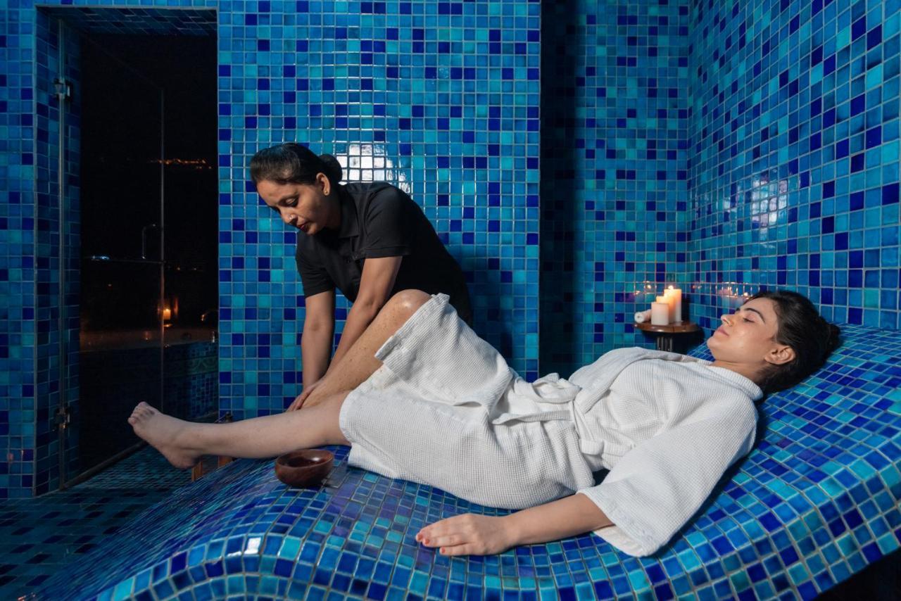 Naad Wellness Hotell Sonipat Exteriör bild