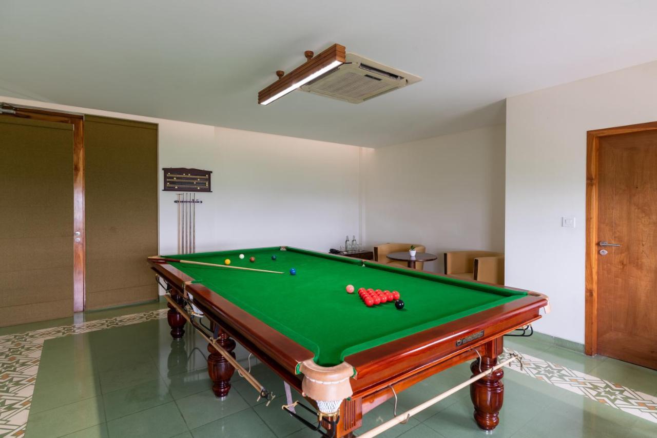 Naad Wellness Hotell Sonipat Exteriör bild