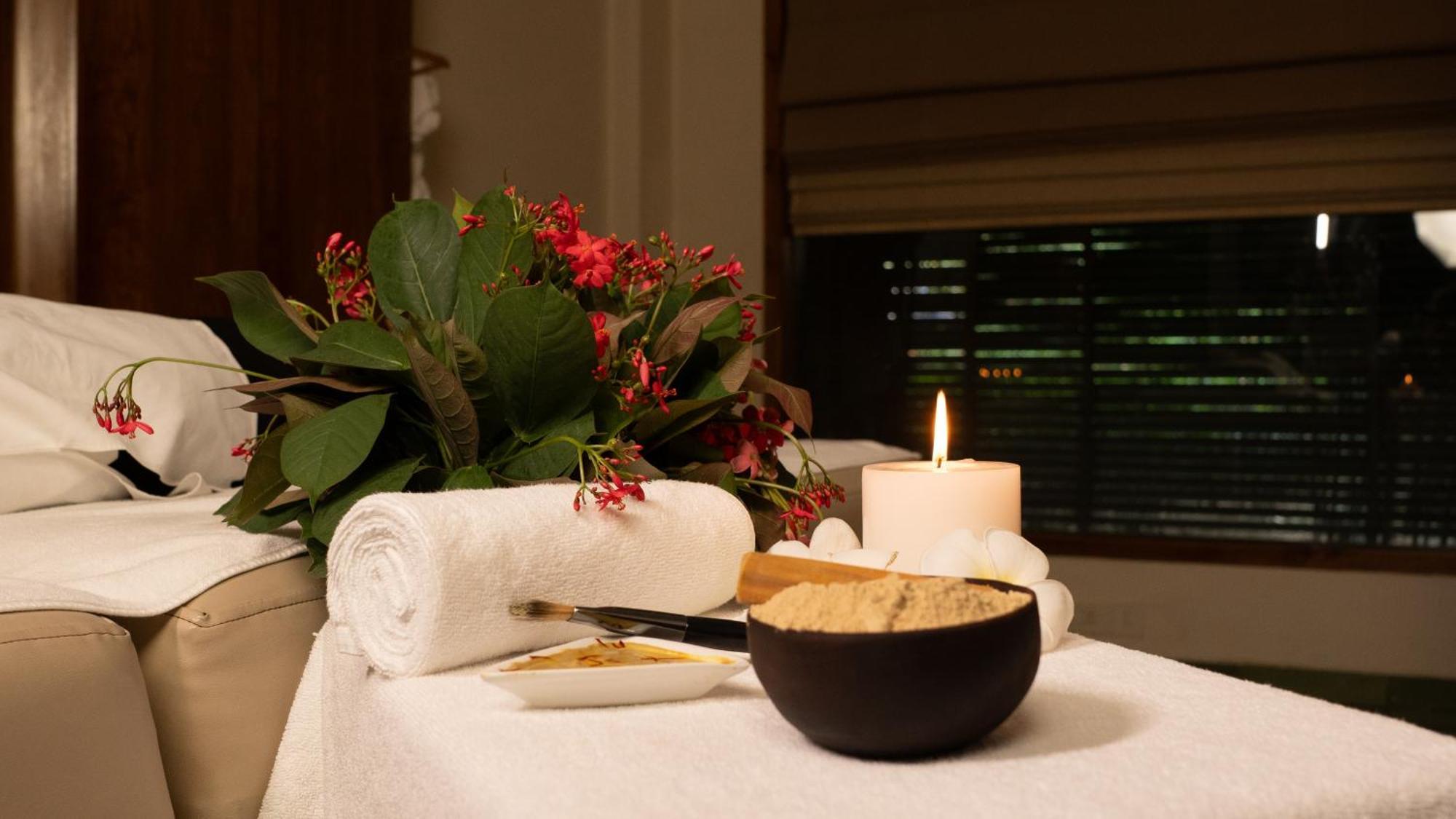 Naad Wellness Hotell Sonipat Exteriör bild